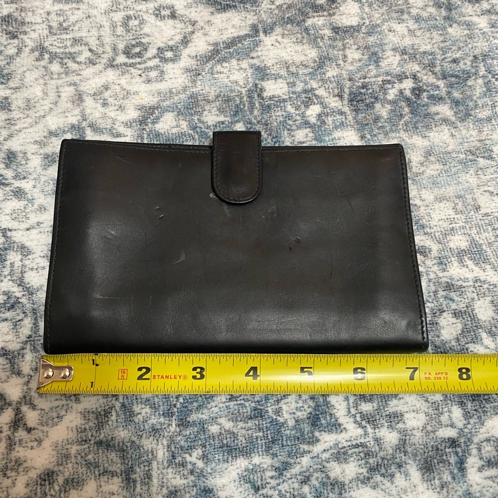 Classic Black Men's Leather Travel Wallet - Made in Italy